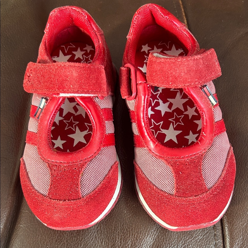 Tommy Hilfiger Red Kids Sneakers with Star Design Sz 5 M